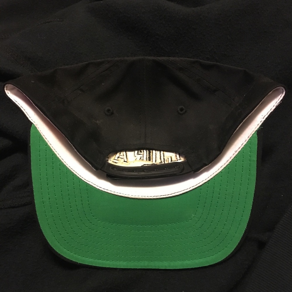Hat - Picture 3 of 3